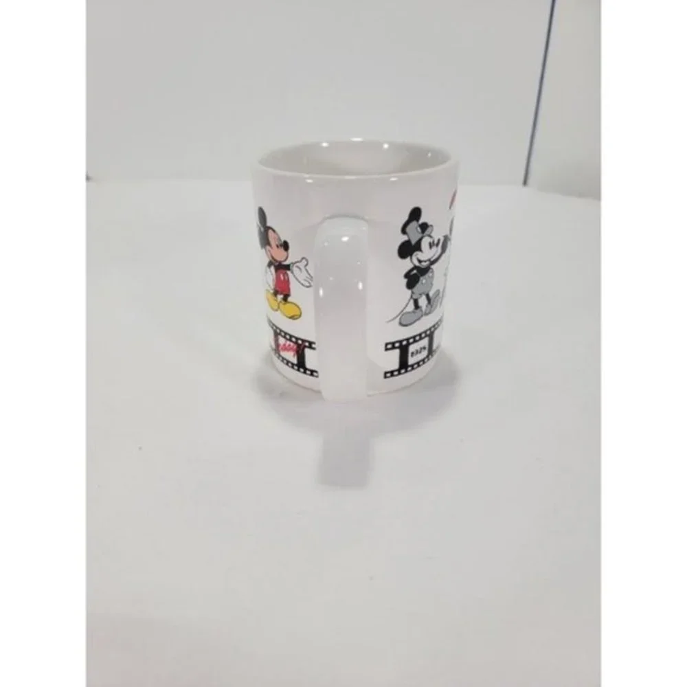 Disney MICKEY MOUSE Coffee‎ Cup THRU THE YEARS 1928-TODAY APPLAUSE